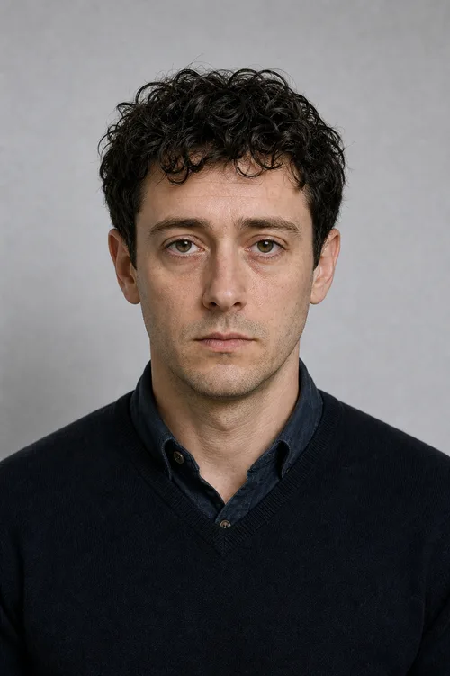 Ben Kessler passport portrait