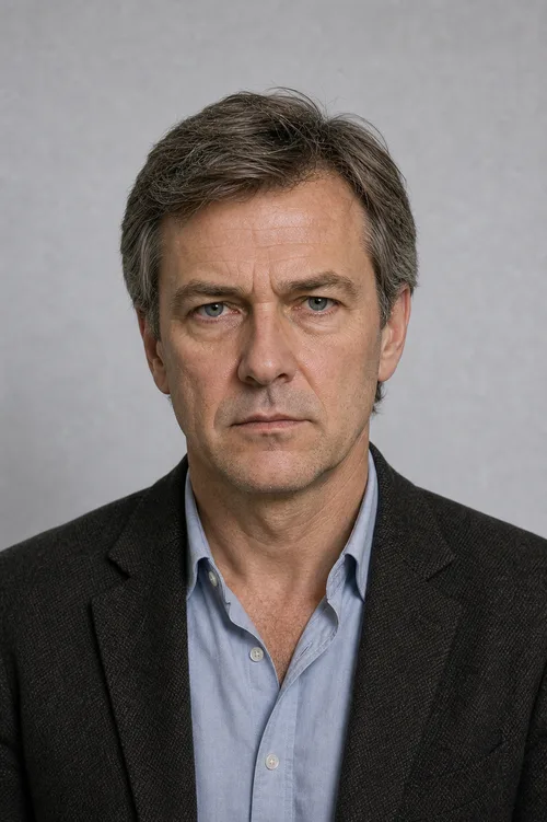 Clive Markham passport portrait
