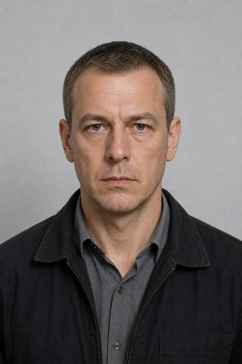 Oskar Novak passport portrait